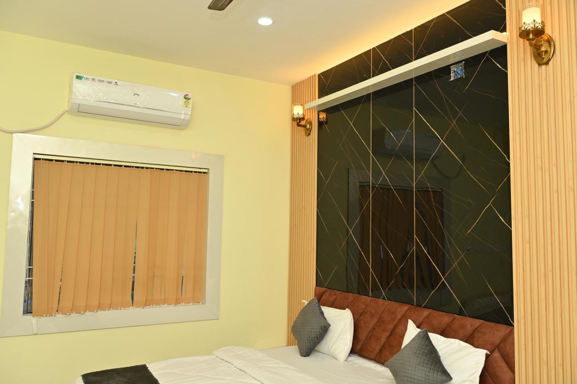 The Vintage Plaza Hotel Baripada Exterior foto