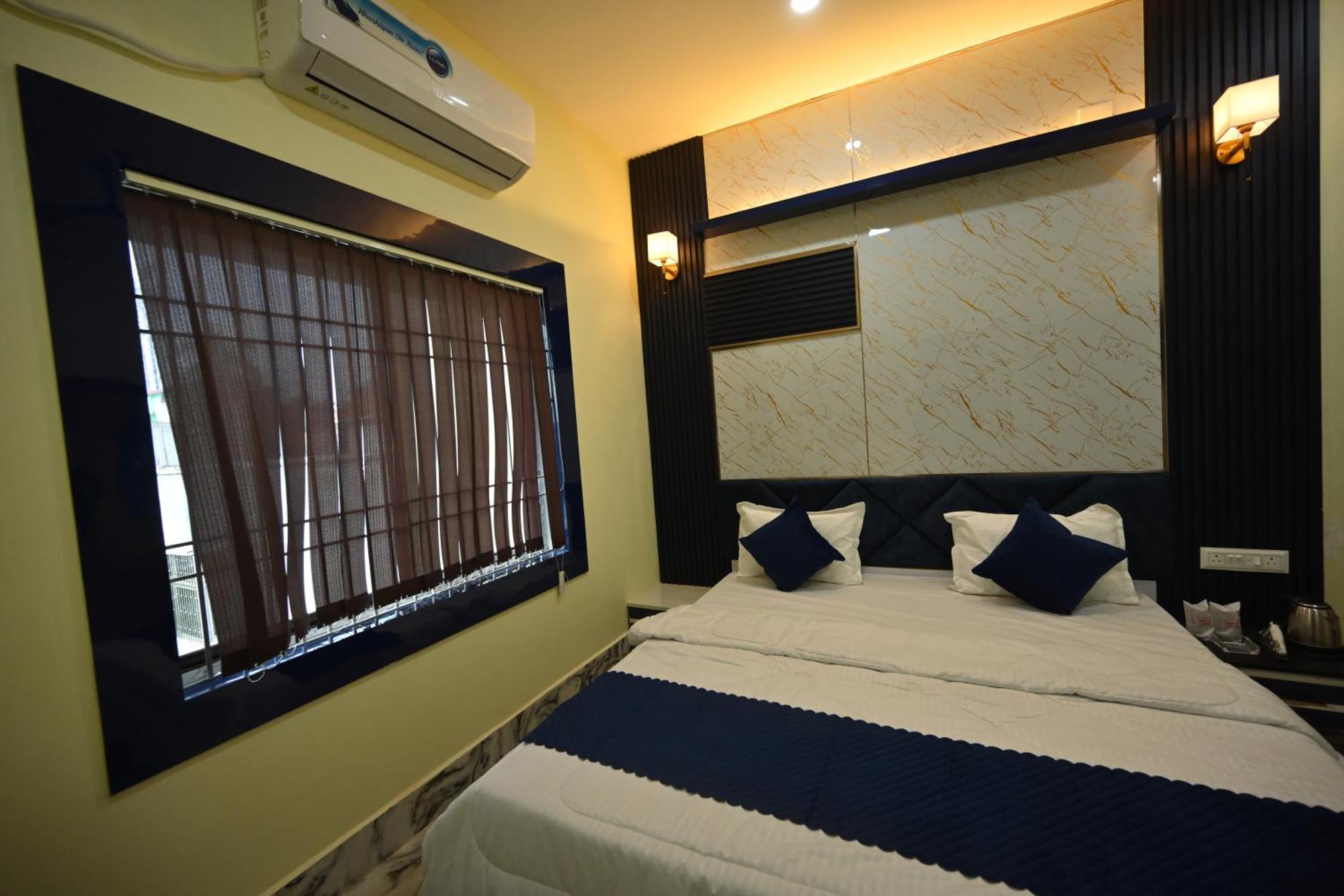 The Vintage Plaza Hotel Baripada Exterior foto